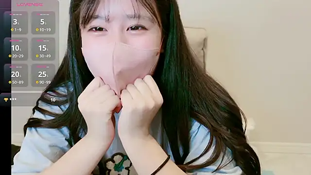 Snapshot of KANA_chan_00 chatting on December 19, 2025, 2:46 pm KANA chan 00 online show from December 19, 2025, 2:46 pm