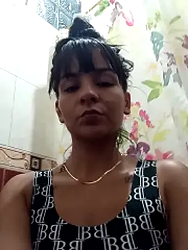 Snapshot of dulce-chica9-2 chatting on December 15, 2025, 5:34 am dulce-chica9-2 online show from December 15, 2025, 5:34 am