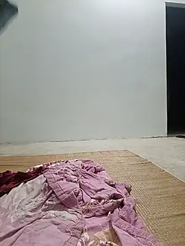 Snapshot of pitty_mymi chatting on July 1, 2026, 1:13 pm pitty mymi online show from July 1, 2026, 1:13 pm