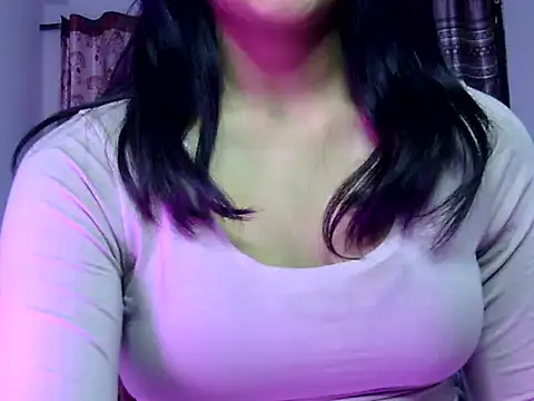 Hot mahi  online show from November 18, 2025, 7:35 am