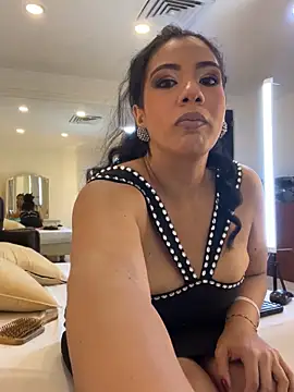 Snapshot of IvannaClaire chatting on December 5, 2025, 12:36 pm IvannaClaire online show from December 5, 2025, 12:36 pm