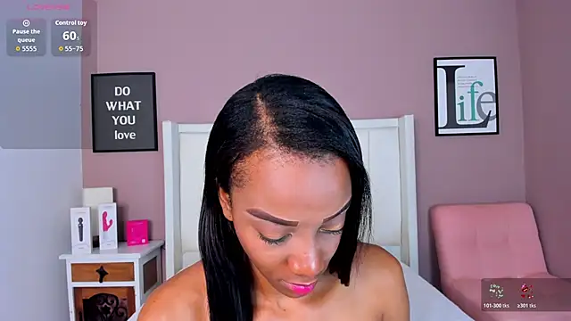 Snapshot of SandyAdaeze chatting on December 4, 2025, 12:03 pm SandyAdaeze online show from December 4, 2025, 12:03 pm