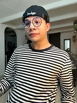 MarcoKostov online show from November 24, 2025, 2:33 am