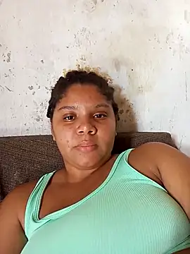 Snapshot of putinha__esthefany chatting on November 14, 2025, 7:01 pm putinha esthefany online show from November 14, 2025, 7:01 pm