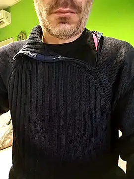 platone09 online show from December 16, 2025, 1:49 pm