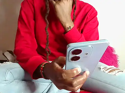 Snapshot of Naughtybadgal chatting on November 18, 2025, 9:36 am Naughtybadgal online show from November 18, 2025, 9:36 am