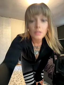 sofrancy online show from November 23, 2025, 3:23 pm