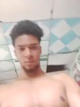 Snapshot of Rich_Boy_Activ chatting on November 16, 2025, 11:38 am Rich Boy Activ online show from November 16, 2025, 11:38 am