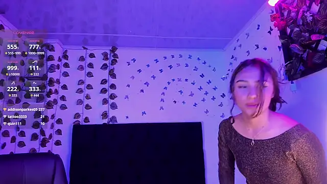 Snapshot of Anna_valerious7 chatting on November 25, 2025, 9:31 am Anna valerious7 online show from November 25, 2025, 9:31 am