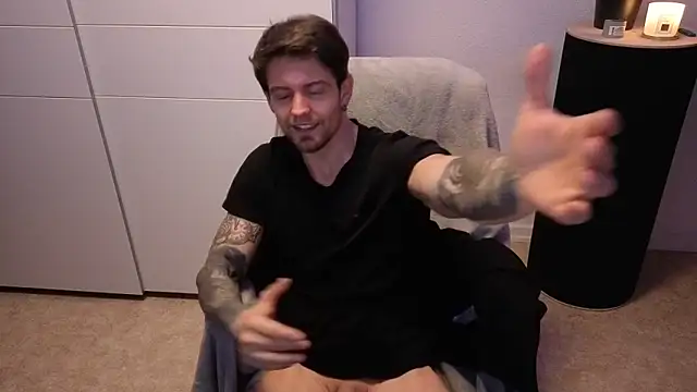 Mystery Mark online show from November 30, 2025, 6:12 pm