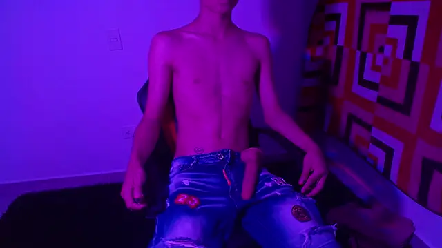 Snapshot of Andre_81q chatting on November 20, 2025, 1:50 am Andre 81q online show from November 20, 2025, 1:50 am