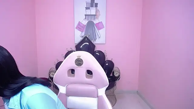 Milu carbajal x online show from November 14, 2025, 11:24 pm