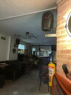 HANNAHBAKER00 online show from November 20, 2025, 9:36 pm