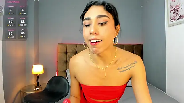 Snapshot of Violet_Moon20 chatting on February 4, 2026, 8:03 pm Violet Moon20 online show from February 4, 2026, 8:03 pm