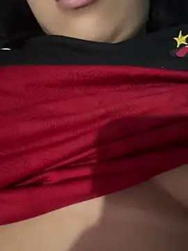 Snapshot of Larissa_xxe chatting on November 29, 2025, 1:19 am Larissa xxe online show from November 29, 2025, 1:19 am