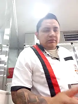 gordoju online show from November 18, 2025, 3:49 pm