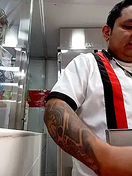 gordoju online show from November 23, 2025, 2:39 pm