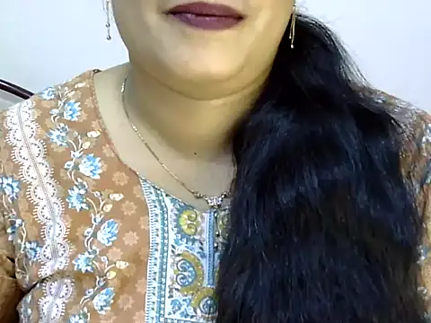 Snapshot of Muskan_Jha chatting on June 24, 2026, 2:05 pm Muskan Jha online show from June 24, 2026, 2:05 pm
