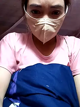 Snapshot of _Su-Su_ chatting on May 4, 2026, 11:45 pm Su-Su online show from May 4, 2026, 11:45 pm