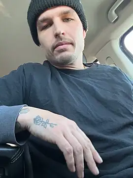 Skaterboy678 online show from December 16, 2025, 8:03 pm