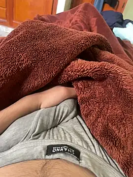 yassssst online show from April 12, 2026, 4:12 pm