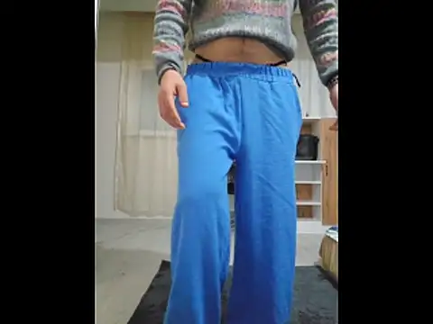 Snapshot of Lukemo chatting on November 17, 2025, 11:32 pm Lukemo online show from November 17, 2025, 11:32 pm