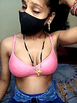Desi Hot Queen online show from January 18, 2026, 5:00 am