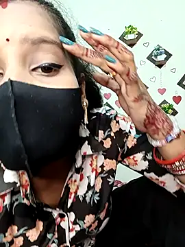 Desi Hot Queen online show from March 3, 2026, 4:07 am