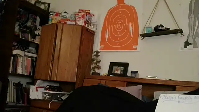 Snapshot of stellakobra chatting on December 15, 2025, 11:31 pm stellakobra online show from December 15, 2025, 11:31 pm