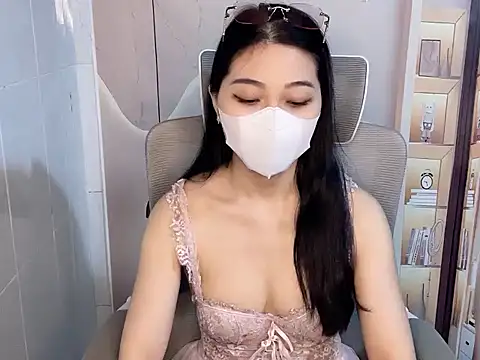 Lousii online show from April 7, 2026, 1:50 am