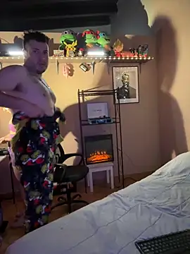 Snapshot of kittycat202501 chatting on December 3, 2025, 8:12 am kittycat202501 online show from December 3, 2025, 8:12 am