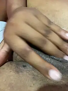 Snapshot of Sweet_Caramel-tay chatting on December 3, 2025, 2:37 pm Sweet Caramel-tay online show from December 3, 2025, 2:37 pm