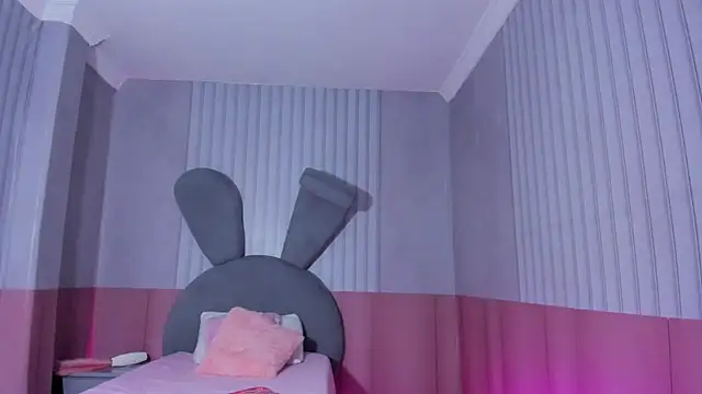 Kendall curves online show from April 12, 2026, 2:27 am