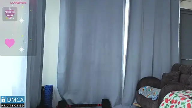 scarlett fire5 online show from March 5, 2026, 5:31 pm