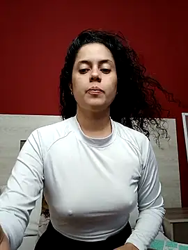 Snapshot of Lapeluda25 chatting on December 18, 2025, 1:39 pm Lapeluda25 online show from December 18, 2025, 1:39 pm