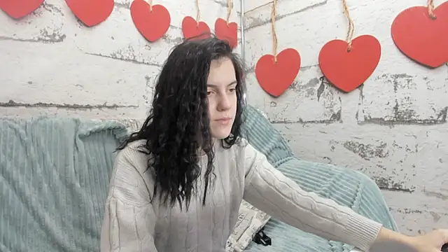 Lovely Audrey online show from November 30, 2025, 1:09 am