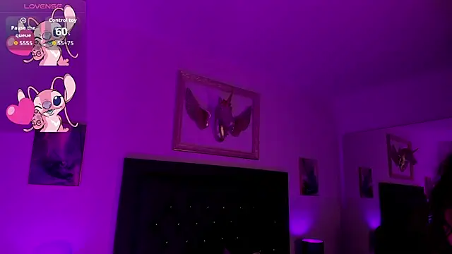 Snapshot of emy_ross_ chatting on November 24, 2025, 7:46 pm emy ross online show from November 24, 2025, 7:46 pm