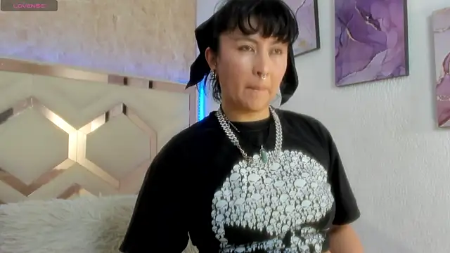 Snapshot of LILITH_LIBELULA chatting on May 21, 2026, 11:17 am LILITH LIBELULA online show from May 21, 2026, 11:17 am