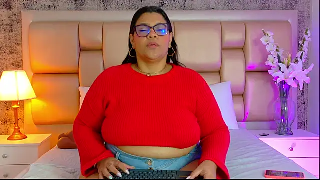 Snapshot of SelennaCooper chatting on January 16, 2026, 11:47 am SelennaCooper online show from January 16, 2026, 11:47 am