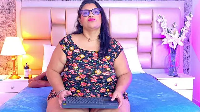 Snapshot of SelennaCooper chatting on February 20, 2026, 11:54 am SelennaCooper online show from February 20, 2026, 11:54 am