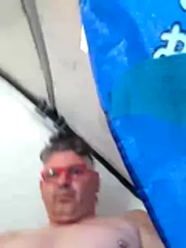 Snapshot of fuckencunt chatting on January 6, 2026, 4:05 am fuckencunt online show from January 6, 2026, 4:05 am