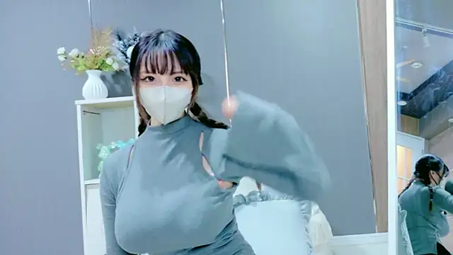 Snapshot of niko-jpn chatting on December 2, 2025, 9:36 am niko-jpn online show from December 2, 2025, 9:36 am