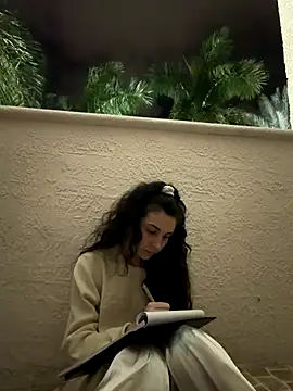 Snapshot of sometimesmiachristina chatting on December 16, 2025, 12:26 am sometimesmiachristina online show from December 16, 2025, 12:26 am