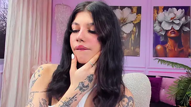 YasminWild online show from March 8, 2026, 4:38 am