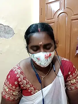 Snapshot of Tamil_Ranjini chatting on May 15, 2026, 11:01 pm Tamil Ranjini online show from May 15, 2026, 11:01 pm