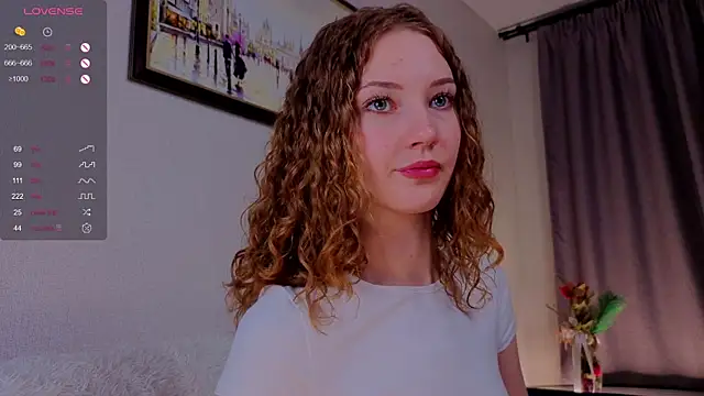 Snapshot of Alisavine chatting on June 21, 2026, 7:27 pm Alisavine online show from June 21, 2026, 7:27 pm