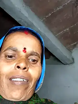 Snapshot of Rxpriya chatting on November 18, 2025, 1:37 pm Rxpriya online show from November 18, 2025, 1:37 pm