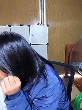 Snapshot of Cat-meow chatting on December 20, 2025, 2:40 am Cat-meow online show from December 20, 2025, 2:40 am