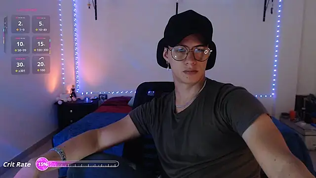 Snapshot of Brandon_starkk chatting on July 20, 2026, 1:20 am Brandon starkk online show from July 20, 2026, 1:20 am