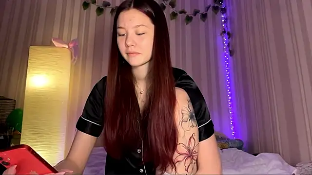 CutieSlim online show from February 3, 2026, 10:09 am